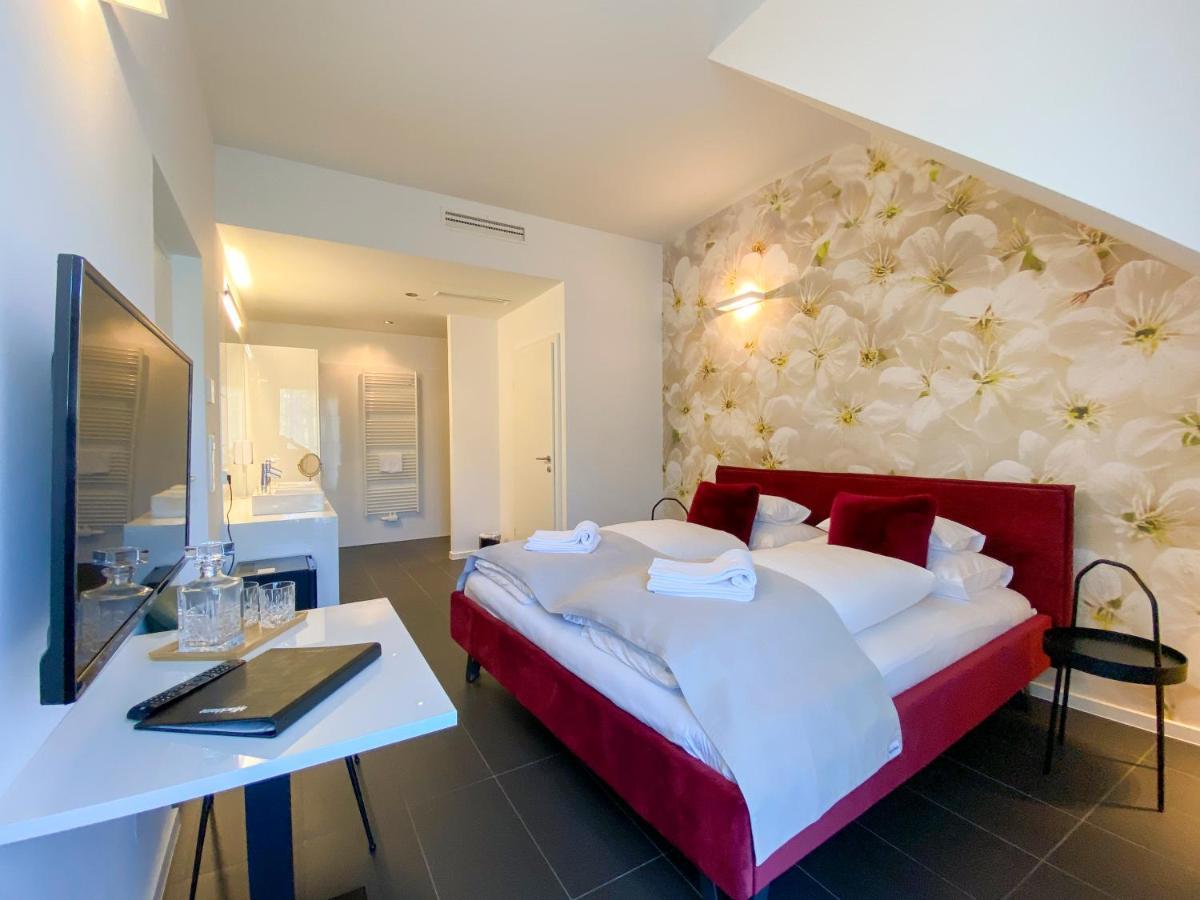 Aparthotel Blackhome I Contactless Check-in